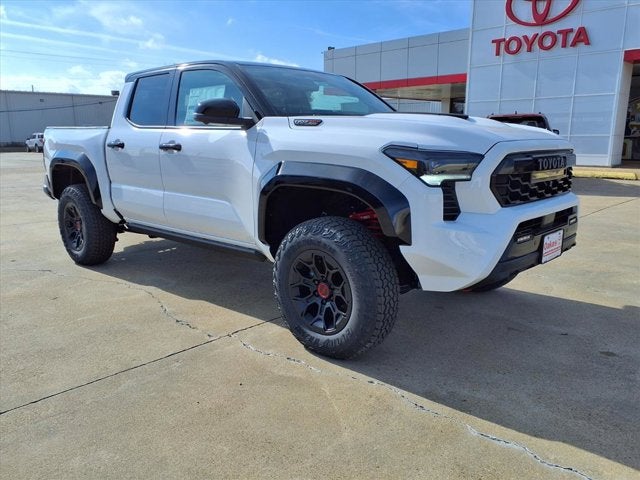 2025 Toyota Tacoma i-FORCE MAX TRD Pro