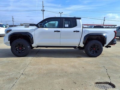 2025 Toyota Tacoma i-FORCE MAX TRD Pro