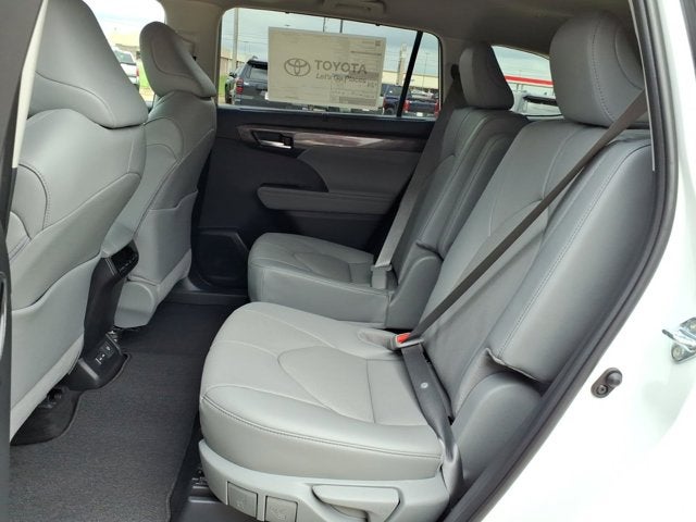 2026 Toyota Highlander Limited