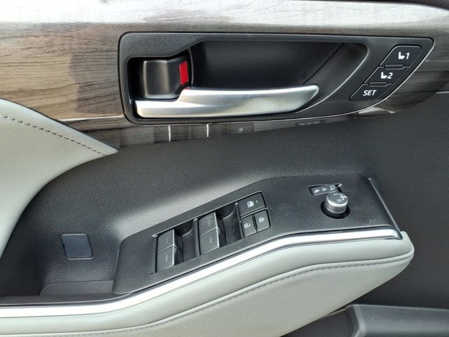 2026 Toyota Highlander Limited