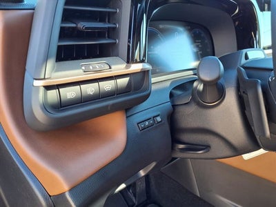 2025 Toyota Toyota Crown Signia Limited