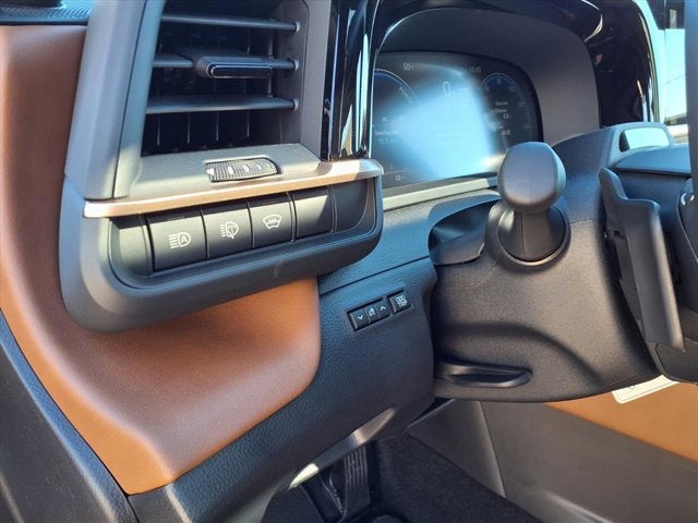 2025 Toyota Toyota Crown Signia Limited