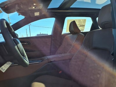 2025 Toyota Toyota Crown Signia Limited