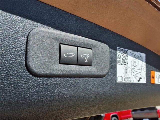 2025 Toyota Toyota Crown Signia Limited