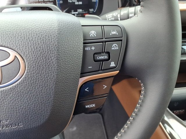 2026 Toyota Toyota Crown Signia Limited
