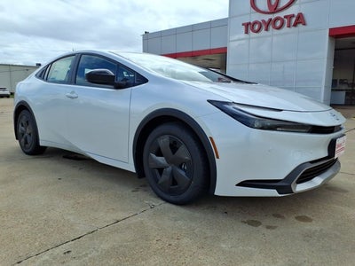 2026 Toyota Prius Plug-in Hybrid SE