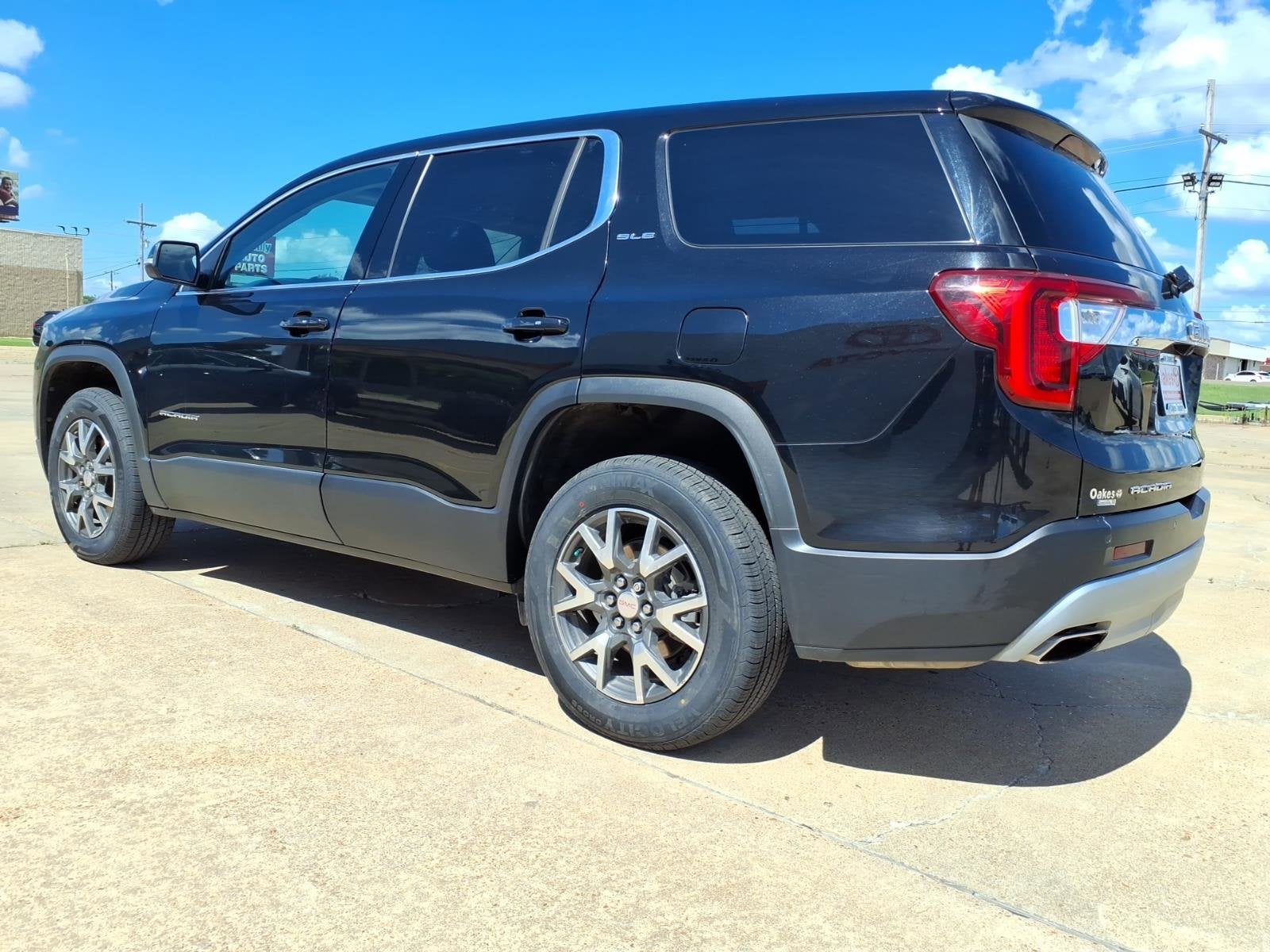 2022 GMC Acadia SLE