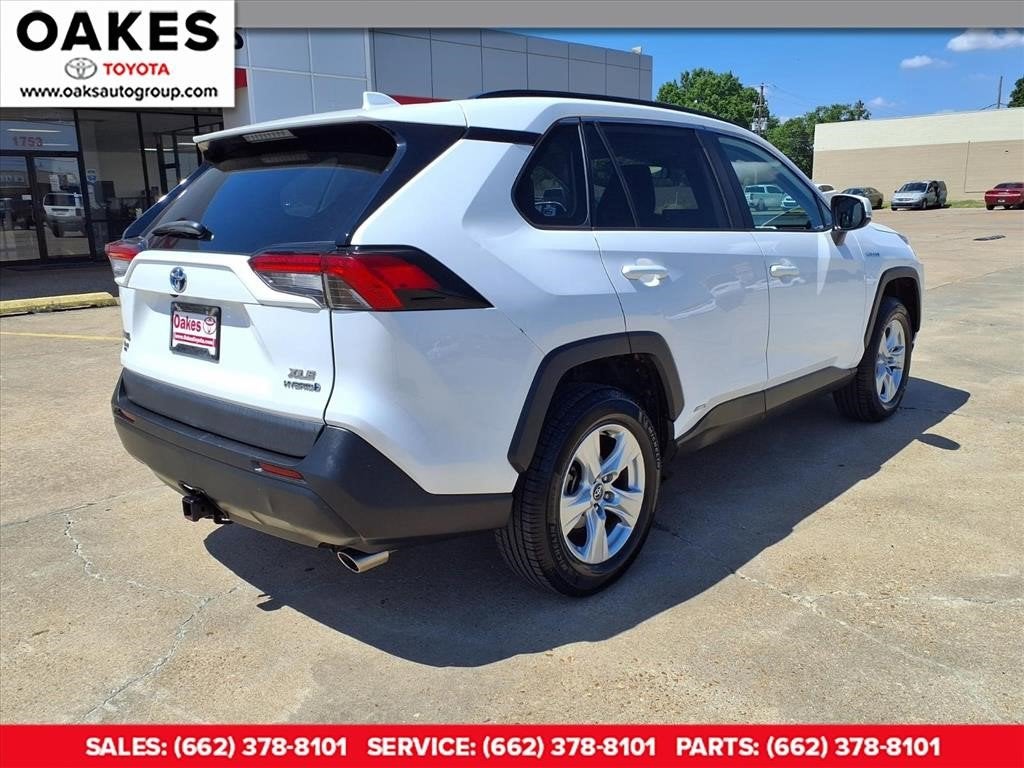 2020 Toyota RAV4 Hybrid XLE