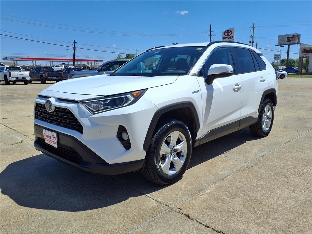 2020 Toyota RAV4 Hybrid XLE