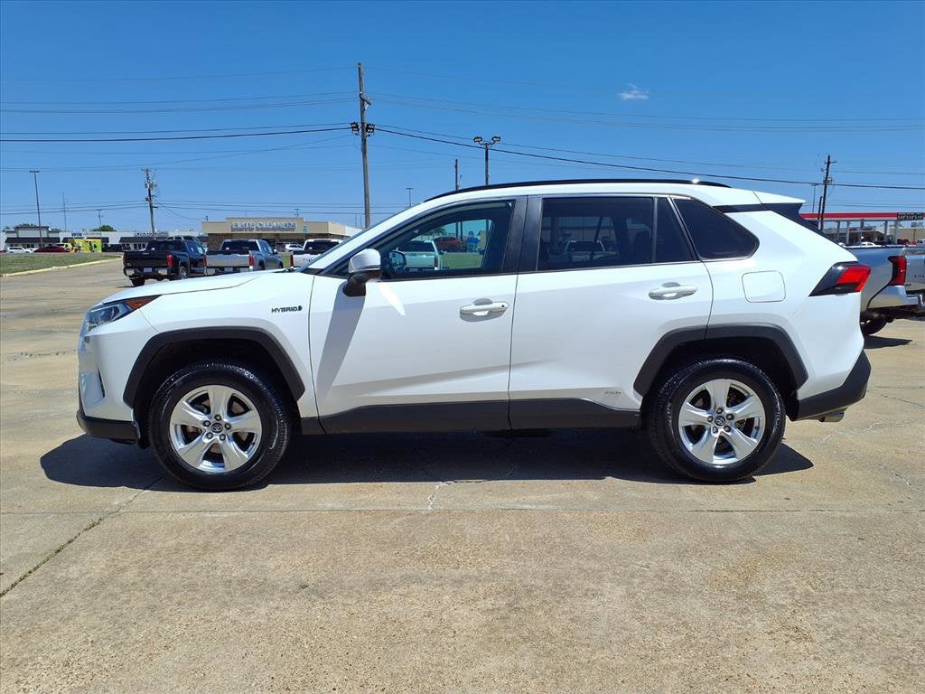 2020 Toyota RAV4 Hybrid XLE