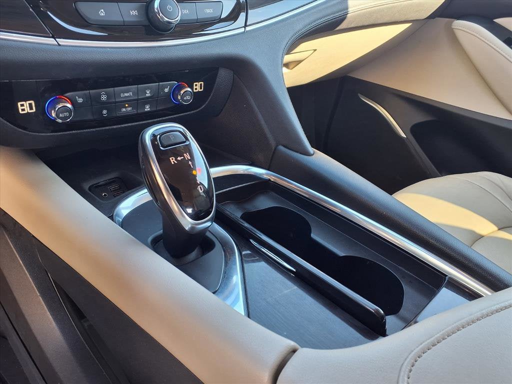 2021 Buick Enclave Essence