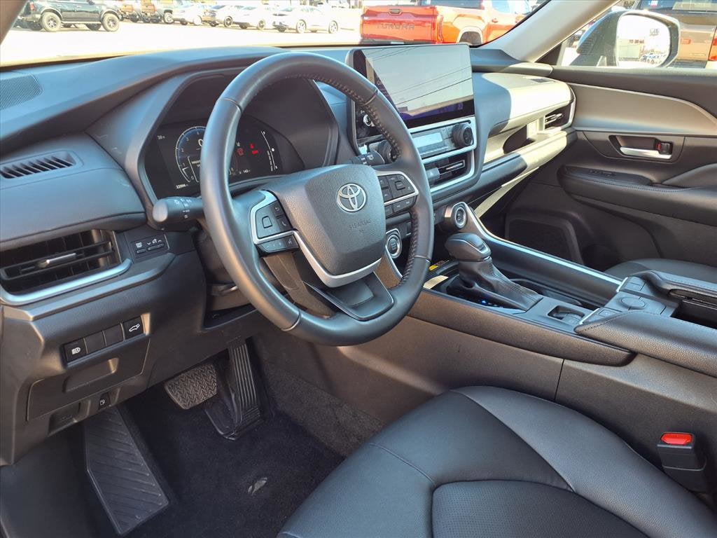 2025 Toyota Grand Highlander XLE