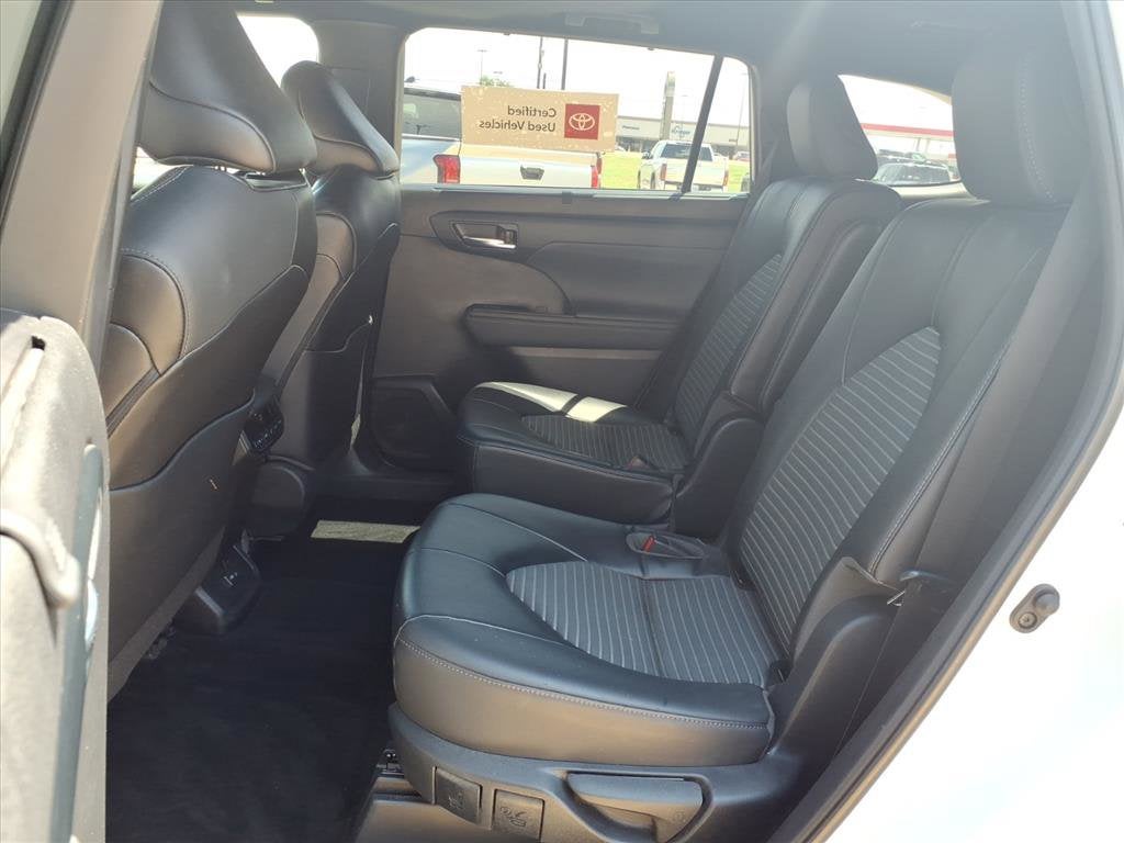 2022 Toyota Highlander XSE
