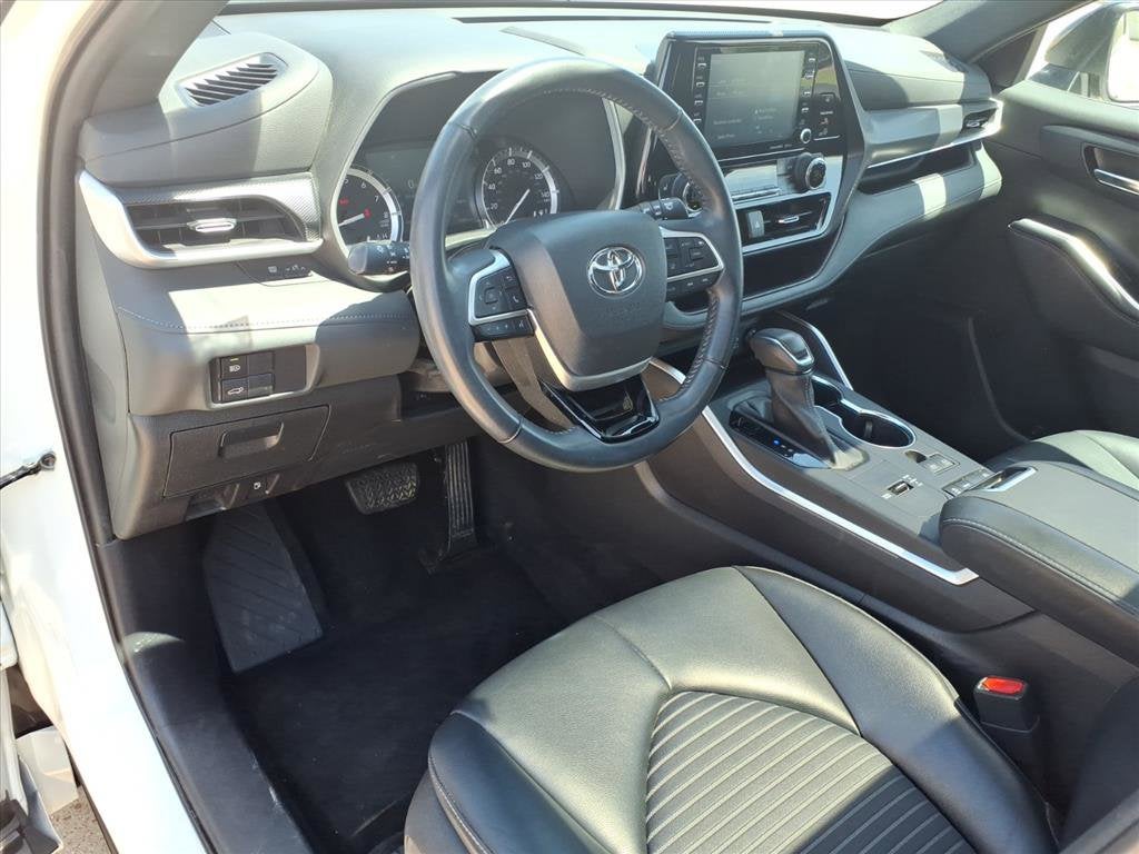 2022 Toyota Highlander XSE