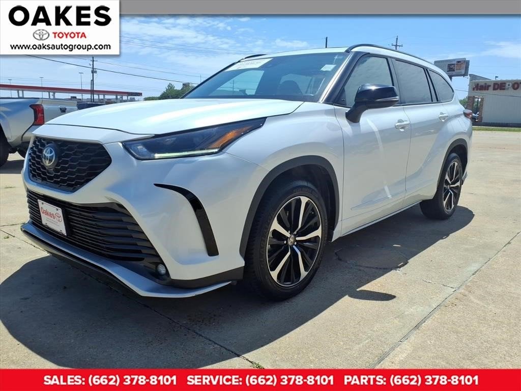 2022 Toyota Highlander XSE