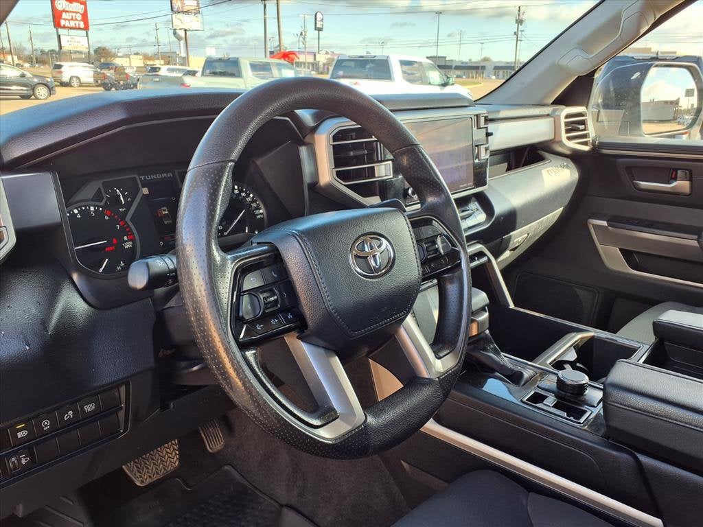2024 Toyota Tundra 4WD SR5