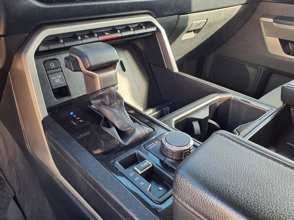 2024 Toyota Tundra 4WD SR5