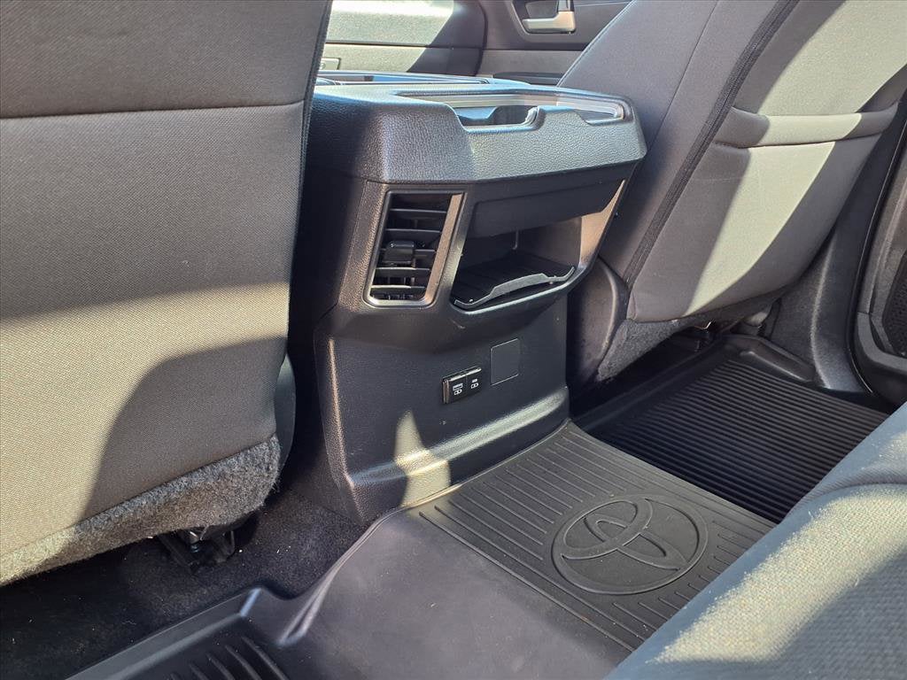 2024 Toyota Tundra 4WD SR5