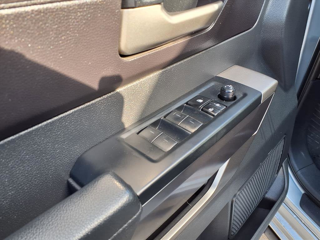 2024 Toyota Tundra 4WD SR5