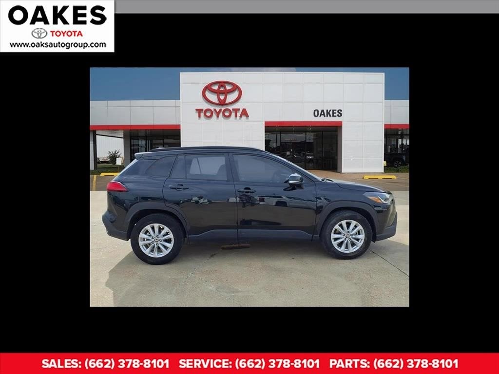 2023 Toyota Corolla Cross LE