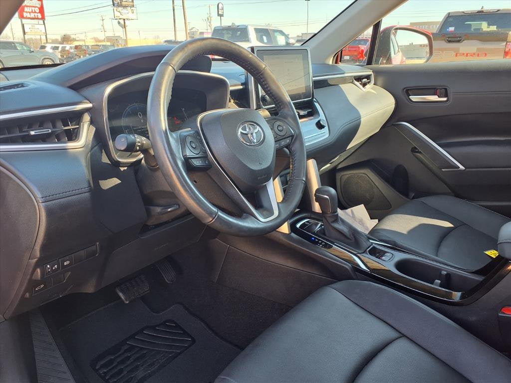 2023 Toyota Corolla Cross XLE
