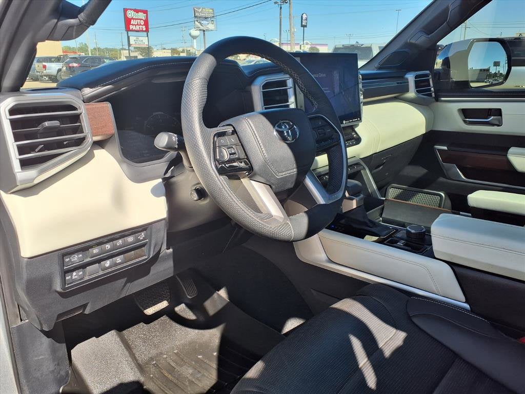 2023 Toyota Sequoia Capstone