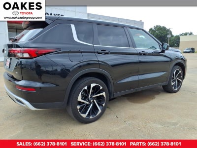 2024 Mitsubishi Outlander SE
